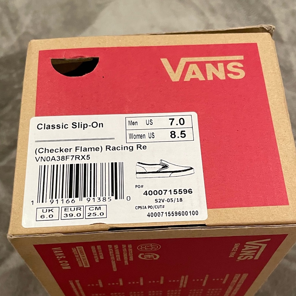 Checkered flame slip on vans - Picture 7 of 7